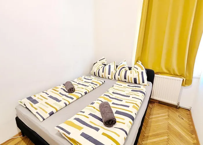 Spacious - 15 Min From Airport & Center, 5 Min From Main-bus Station Ez7 Проживання в сім'ї Відень