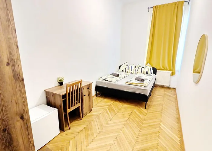 Spacious - 15 Min From Airport & Center, 5 Min From Main-bus Station Ez7 * Відень