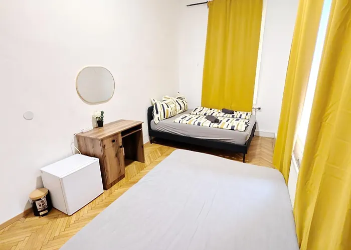 Spacious - 15 Min From Airport & Center, 5 Min From Main-bus Station Ez7 Відень